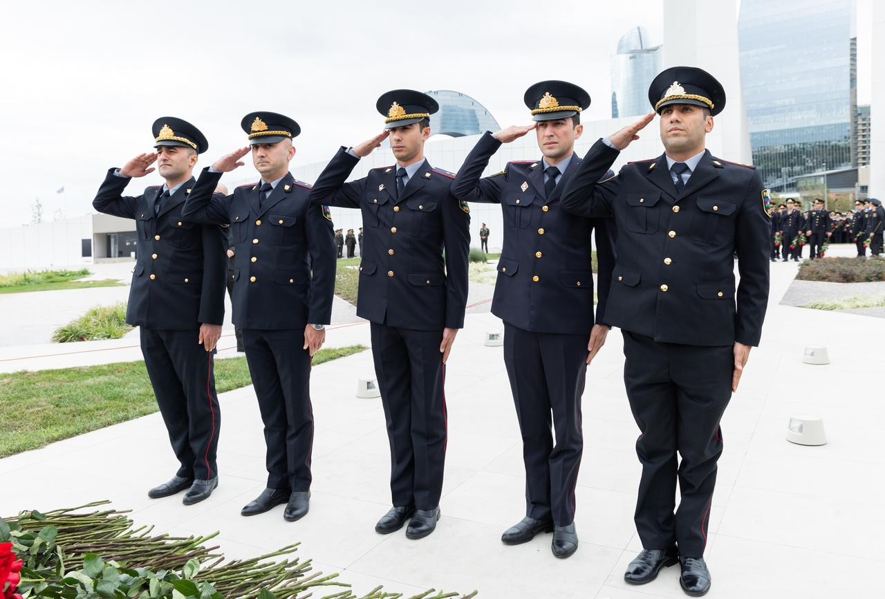 DİN heyətindən şəhidlərimizə sayğı duruşu - FOTO (VİDEO)